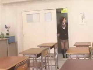 Fucking a Japanese Schoolgirl in HD on her First Day - Nippon XXX Tube