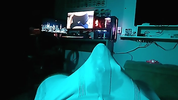 Using 3 vibrators at the same time to cum through my underwear