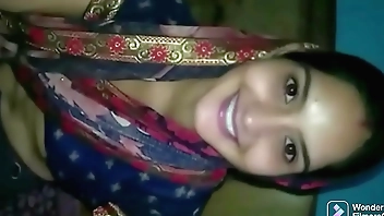 Pizza delivery boy found Indian hot girl alone and fucked her.