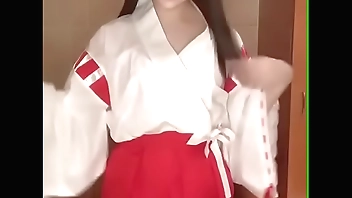 Changing live into a miko (shrine maiden) costume