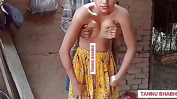 Indian bhabhi fucking harder in fields in new passionate position Moaning