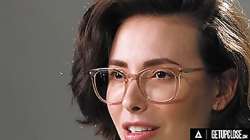 UP CLOSE - How Women Orgasm With Passionate Casey Calvert! SOLO FEMALE MASTURBATION! FULL SCENE