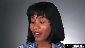 UP CLOSE - How Women Orgasm With Naturally Stacked Beauty Jenna Foxx! GIRL MASTURBATING! FULL SCENE