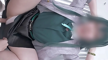 デカ尻ムチ脚アイドルとSEXトレーニング