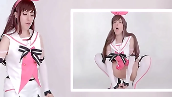 Kizuna Ai Streams Her Own Degeneracy
