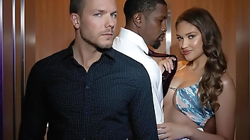 Hot Latina Thot Caught 2 Timing [Spanish Subs]