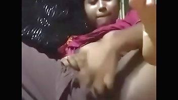Indian young girl fingering