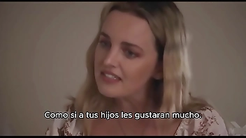 juego porno con madrastra. sub español. ver completo en: pornsuborg