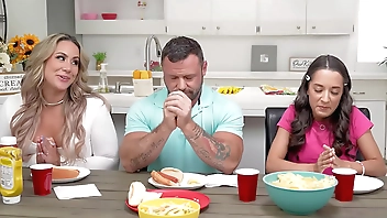 FamilyOrgasm - Hot Wife Thanking with a Blowjob for her Husband's Sausage