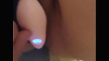 台灣人妻新玩具 爽喊用到豆豆那邊