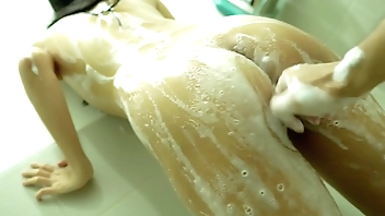 Amateur Couple Bathroom Sex while Morning