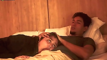 Mirando una pelicula con mi hermanastro y sin querer me trague su pene(Casi nos descubren) ALISONGONZALEZ26 X FANTASIAHARDCORESEX