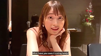 [English dubbed] Fuck with a beautiful woman whose big F-cup tits are too erotic. Erotic cowgirl position with beautiful style.