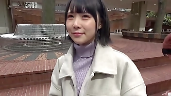 「ななみさん」のまるなげ依頼！18歳と10ヶ月、ガチの美女、来ちゃいましたw年下キツマンに中出しエクスタシー！！Part1