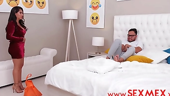 Lucky guy fucks a latina milf - Silvia Santéz