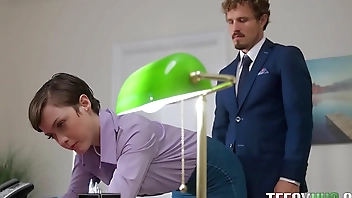 My Small Secretary Jade Valentine, Robby Echo