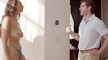 Air conditioning broke and things got heated for MILF Bella Rolland