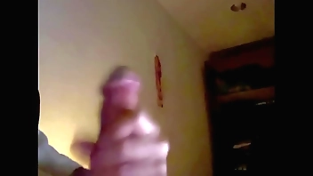 大屌弟弟深夜射精