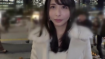 セクシーサイコパス超絶肉食系のハプバー店員！野獣のように男を求め快楽に狂うド変態プレイ！