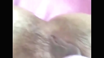 粉墨人生-小骚货需要有人来帮她给她的小骚穴止痒