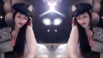 虎牙 苏晓 技法很纯熟呀 摇得持久 持续劲爆 极品女主播 热舞福利 大胸细腰肥臀 sexy girl dancing