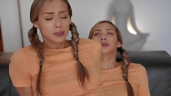 HOT CHICKS w BIG DICKS in REAL LIFE FUTANARI