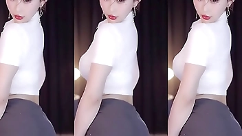 虎牙 丹纯er 黑丝真润滑 小秘 给你送文件啦 衬衫扣子要崩了 极品女主播 热舞福利 大胸细腰肥臀 sexy girl dancing