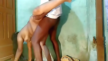 Village boy having sex with Indian girl after bath