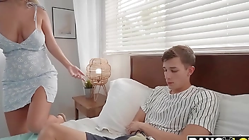 Grading The Curves Parker Ambrose, Tiffani Madison