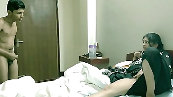 Indian Hot girl having sex with teen boy! Viral Roleplay Sex