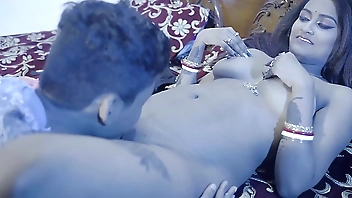 Indian Stepmom Offered Her Big Boobs To Her Stepson On The Sexy Night Before Bed