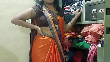 कामवाली औरत की साड़ी  उतार कर चुत मारी हिंदी ऑडियो