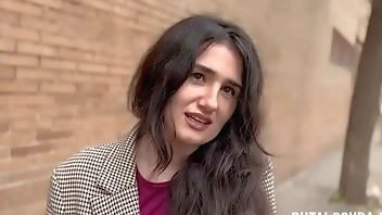 PutaLocura - Pillada a la sensual Laura Hardkinks