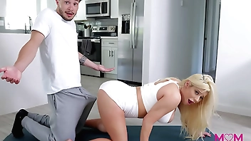 Stepmom Spencer Scott Personal Trainer