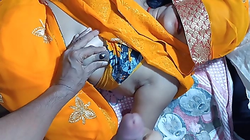 ये नहीं देखा तो क्या देखा मुंह में लड चूत में उंगली हाथ में बूब्स