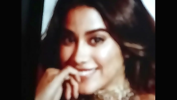 Janhvi Kapoor randi spitting  huge cum load