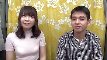 お金の為に友達なのに素股できる？小動物系女子ゆうかﾁｬﾝ(24)とわたるｻﾝ(27)大学時代の先輩後輩が…→「キスなんか絶対ムリ！」「してくれたら2万円です」「…じゃあやる」お金の誘惑に負けた二人は…