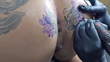 CHANGING THE TATTOO AROUND MY ASS IT'S NOW BIGGER THAN BEFORE