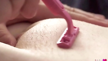 Slow-motion Romantic Pussy Shaving and Touching