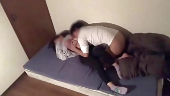 サークルのテニス部で知り合った大◯生彼女。僕はキャプテンで彼女に告られて付き合うことになりました。付き合って3ヶ月目で僕の家で彼女のマンコに精子をドクドク注入する事ができました。