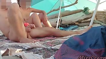 FLASHING my COCK in front of my STEPDAUGHTER in a PUBLIC BEACH and she HELPS me CUMSHOT in front of everyone - REAL SEX RISKY