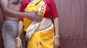 Hot mature milf amateur married pregnant aunty standing creampie fucking with husband friends in her house desi horny indian aunty in sexy saree blouse and petticoat big boobs beautyfull bengali boudi fucking and sucking cock and balls