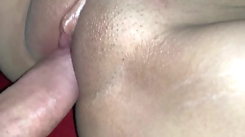 Fucking 18 year old Colombian girl while lying down - CREAMPIE