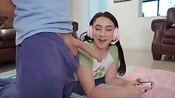 Freeuse Fuck with Hot Gamer Roommate / Reality Kings  / download full from rkfull.com/fre