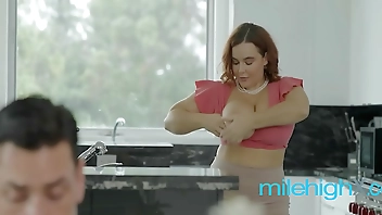 Natural Bouncing Big Boobs On A Short Hot MILF - Natasha Nice, Ryan Driller