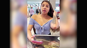 पीओवी - मैंने मॉल में एक सुंदर लड़की की मदद की और उसने मुझे अपना घर देखने के लिए आमंत्रित करके धन्यवाद दिया... भाग #1