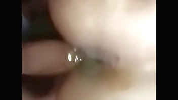 बुर में तेल डाल के पेलवाने में जो सुख और आवाज आता हैं उससे मन और पेलवाने को उत्सुक होता हैं