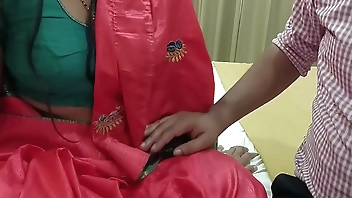 परोस वाली भाभी को होटल में लेकर चूदाई की