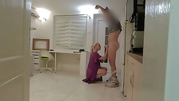 Cute delivery guy came back with flowers and I gave him a blowjob.