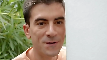 Spray & Splay My Cheeks.La Paisita Oficial / Brazzers  / stream full from www.zzfull.com/pray